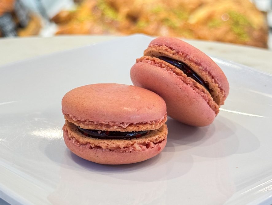 Raspberry Macaron