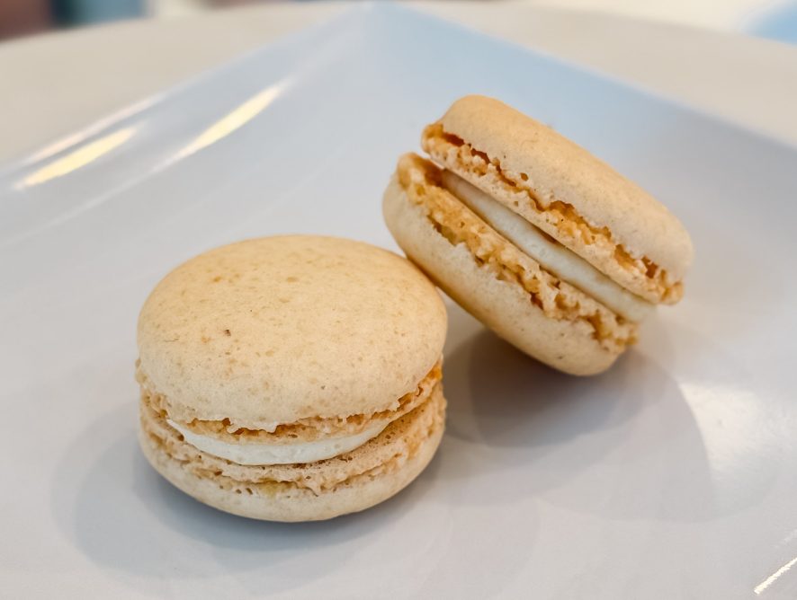 Vanilla Macaron